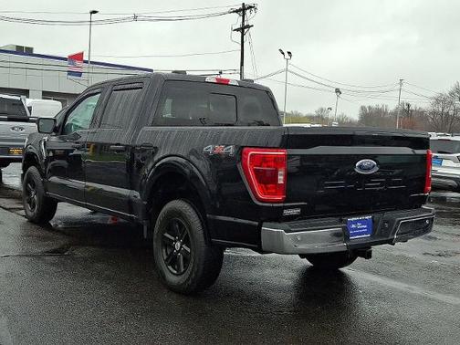 AGATE BLACK METALLIC 2021 Ford F-150 XLT