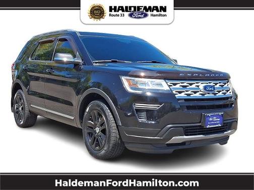 AGATE BLACK METALLIC 2019 Ford Explorer XLT