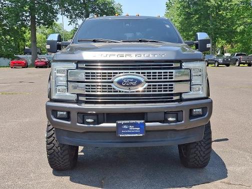 2017 Ford F-350 PLATINUM