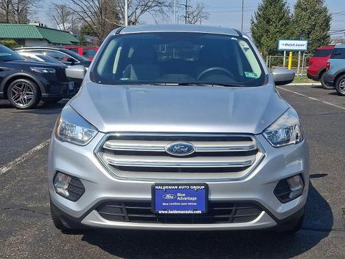 INGOT SILVER METALLIC 2019 Ford Escape SE