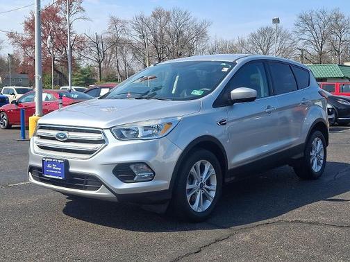 INGOT SILVER METALLIC 2019 Ford Escape SE