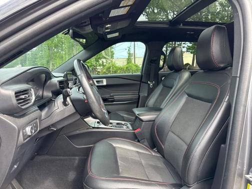 CARBONIZED GRAY METALLIC 2022 Ford Explorer ST-LINE