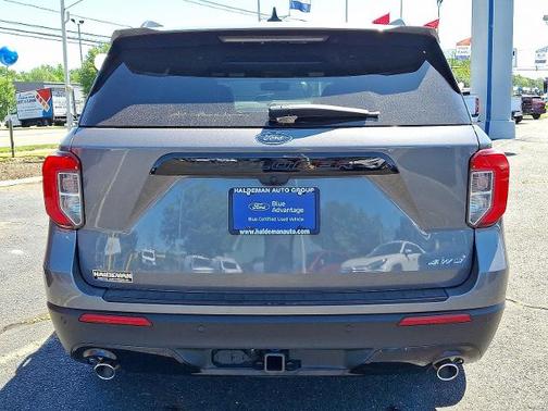 CARBONIZED GRAY METALLIC 2022 Ford Explorer ST-LINE