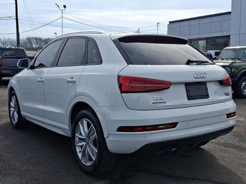 2018 Audi Q3 2.0T QUATTRO PREMIUM