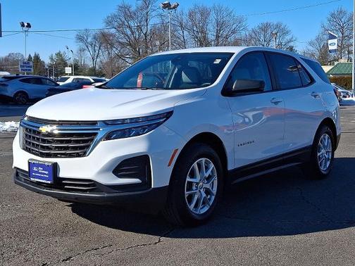 2023 Chevrolet Equinox LS