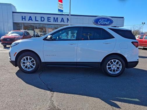 2023 Chevrolet Equinox LS