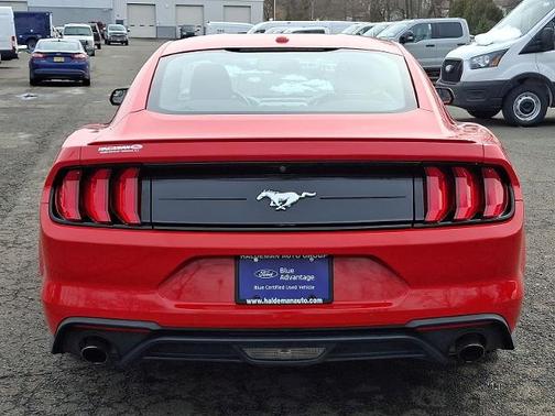 2020 Ford Mustang ECOBOOST PREMIUM