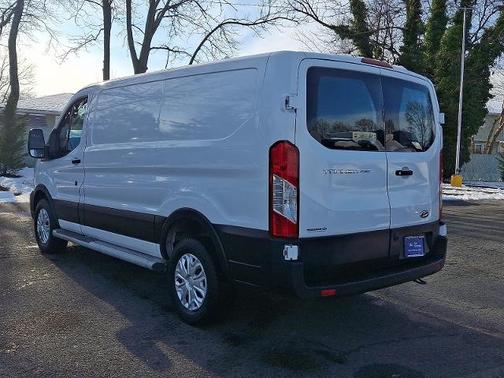 2023 Ford Transit-250 BASE