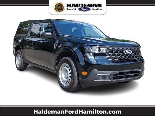 SHADOW BLACK 2025 Ford Maverick XL