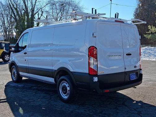 2021 Ford Transit-250 BASE