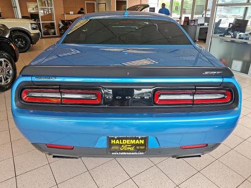 2016 Dodge Challenger SRT HELLCAT