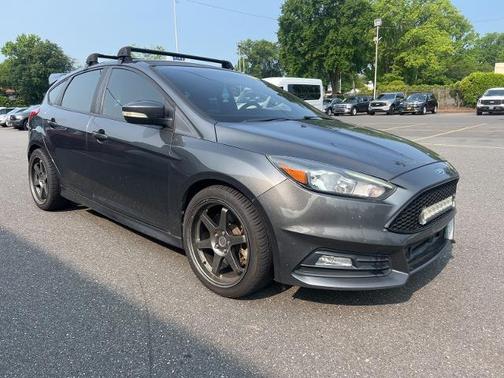 2017 Ford Focus BASE