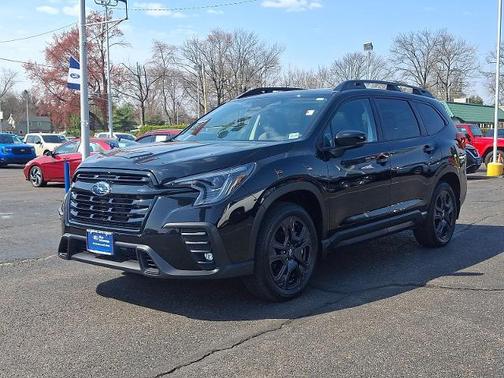 Crystal Black Silica 2025 Subaru Ascent ONYX EDITION