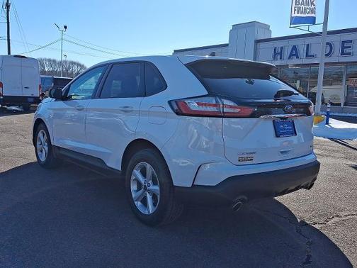 2020 Ford Edge SE