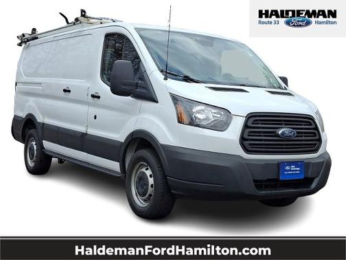 2017 Ford Transit-250 130 WB LOW ROOF CARGO