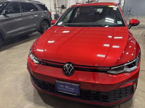 2023 Volkswagen Golf GTI 2.0T S