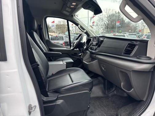 2024 Ford Transit-250 BASE