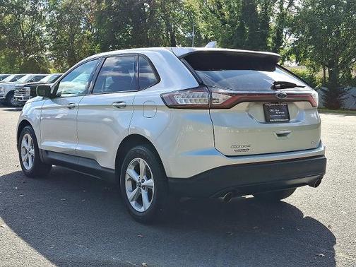 2018 Ford Edge SE