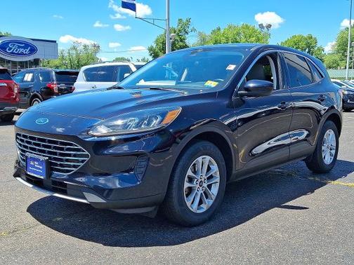 ANTIMATTER BLUE 2021 Ford Escape SE
