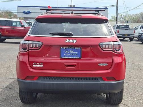 Redline Pearlcoat 2019 Jeep Compass LATITUDE