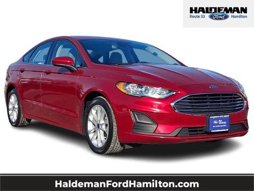 2020 Ford Fusion SE