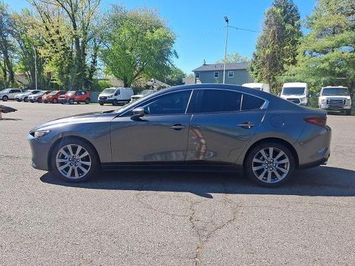 MACHINE GRAY METALLIC 2024 Mazda Mazda3 PREFERRED