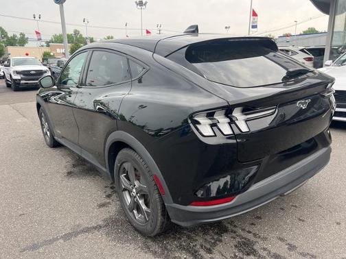 2021 Ford Mustang Mach-E SELECT
