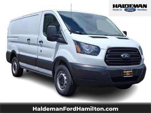 2019 Ford Transit-250 130 WB LOW ROOF CARGO