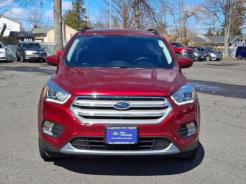 RUBY RED METALLIC TINTED CC 2019 Ford Escape SEL