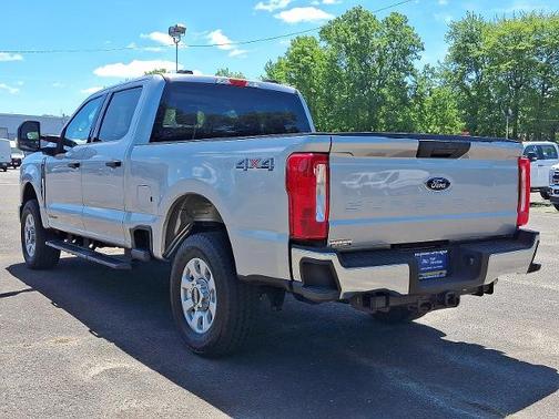 2024 Ford F-250 XLT