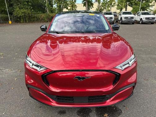 2022 Ford Mustang Mach-E PREMIUM
