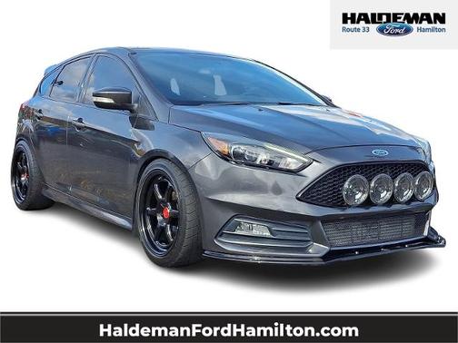 2016 Ford Focus ST BASE