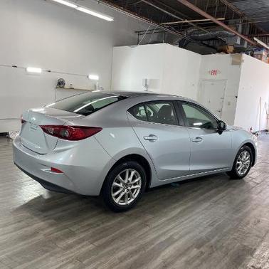 2017 Mazda Mazda3 SPORT