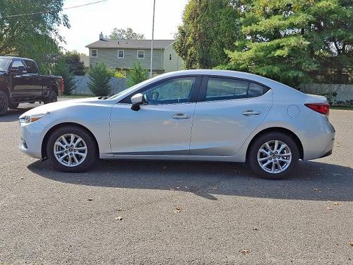 2017 Mazda Mazda3 SPORT