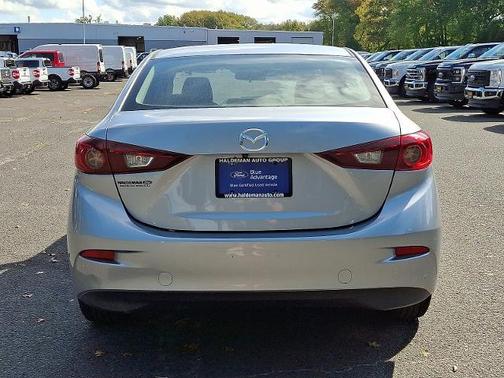 2017 Mazda Mazda3 SPORT