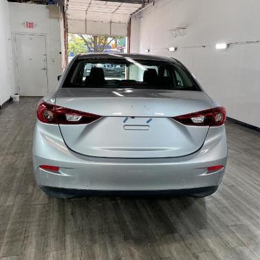 2017 Mazda Mazda3 SPORT