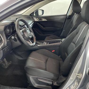 2017 Mazda Mazda3 SPORT
