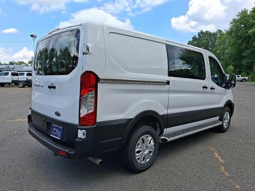 2023 Ford Transit-250 BASE