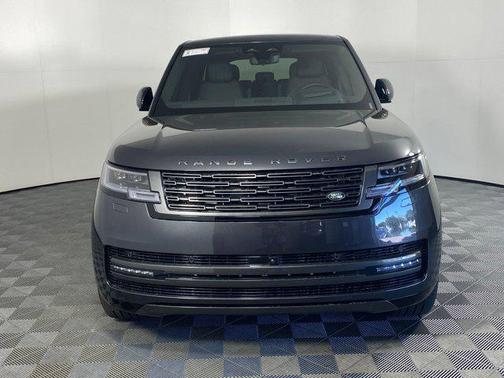 2025 Land Rover Range Rover P530 SE 7 Seat