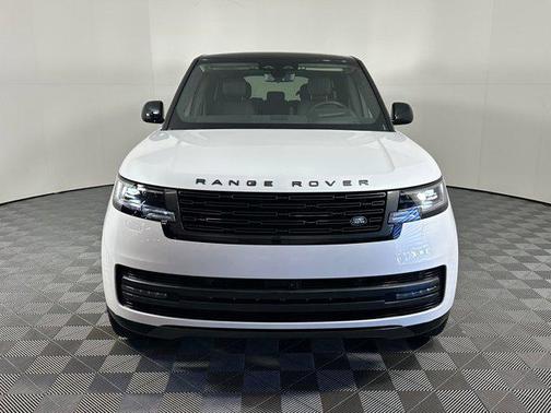 2026 Land Rover Range Rover P400 SE 7 Seat