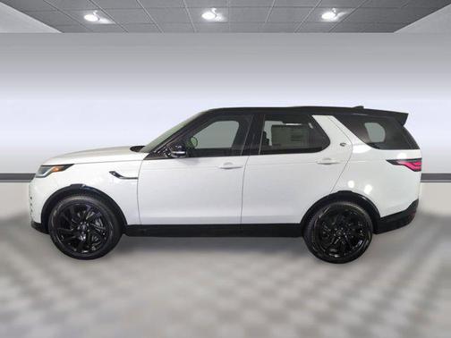 2025 Land Rover Discovery P300 Dynamic SE