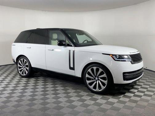 2025 Land Rover Range Rover P530 SE