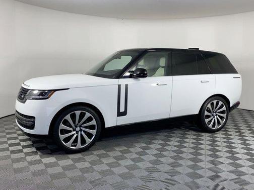 2025 Land Rover Range Rover P530 SE