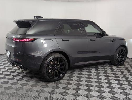 2025 Land Rover Range Rover Sport SE