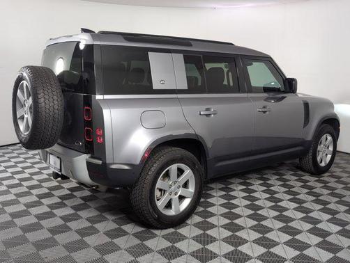 2020 Land Rover Defender 110 SE