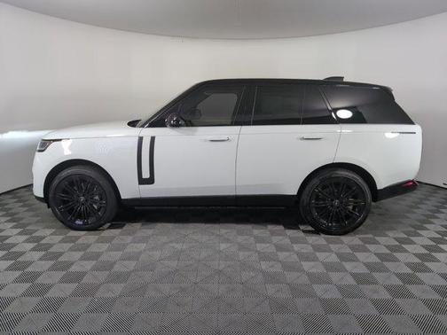 2025 Land Rover Range Rover P530 SE