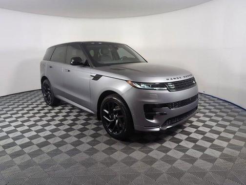 2025 Land Rover Range Rover Sport SE