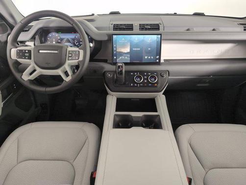 2025 Land Rover Defender 110 P300
