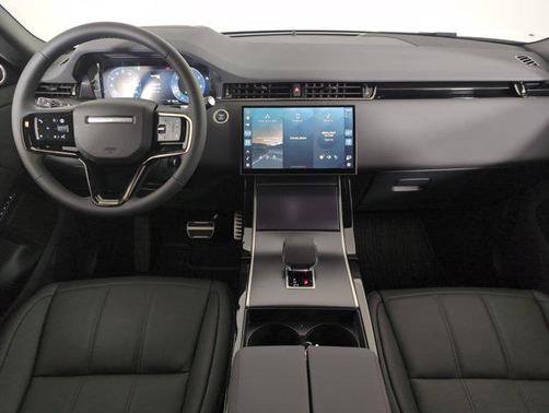 2026 Land Rover Range Rover Evoque Dynamic SE