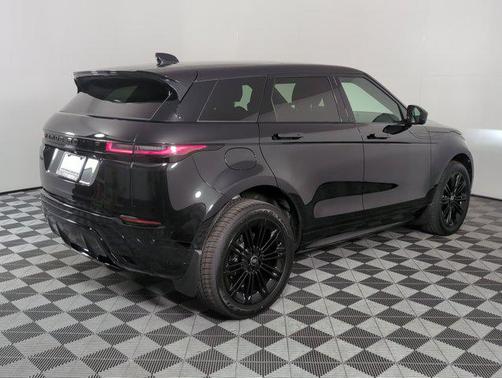 2026 Land Rover Range Rover Evoque Dynamic SE
